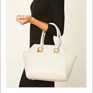 Forever 21 vegan leather trapeze bag